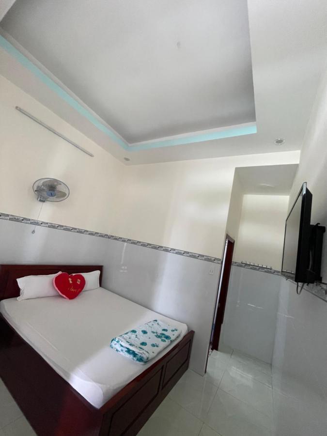 My Linh Motel 976 Duong Vo Thi Sau Лонгхай Экстерьер фото